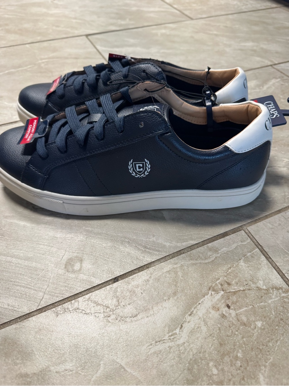 CHAPS Men’s Navy Leather Casual Sneakers